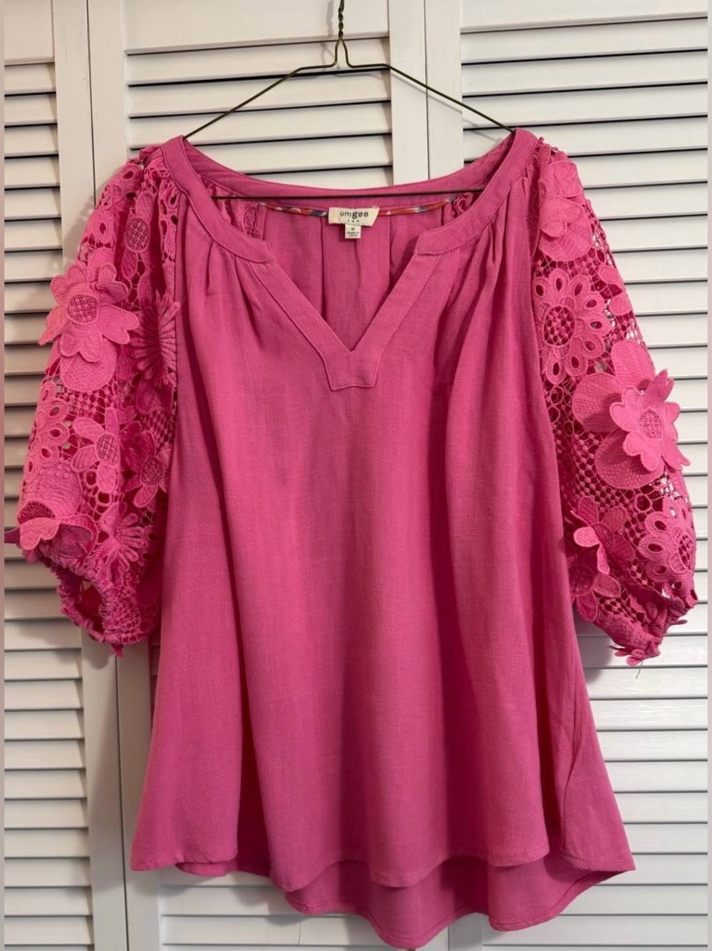 Umgee Linen Blend Bubble Pink Tunic Top M Crochet Floral Lace 3D Puff Sleeve - Picture 4 of 10